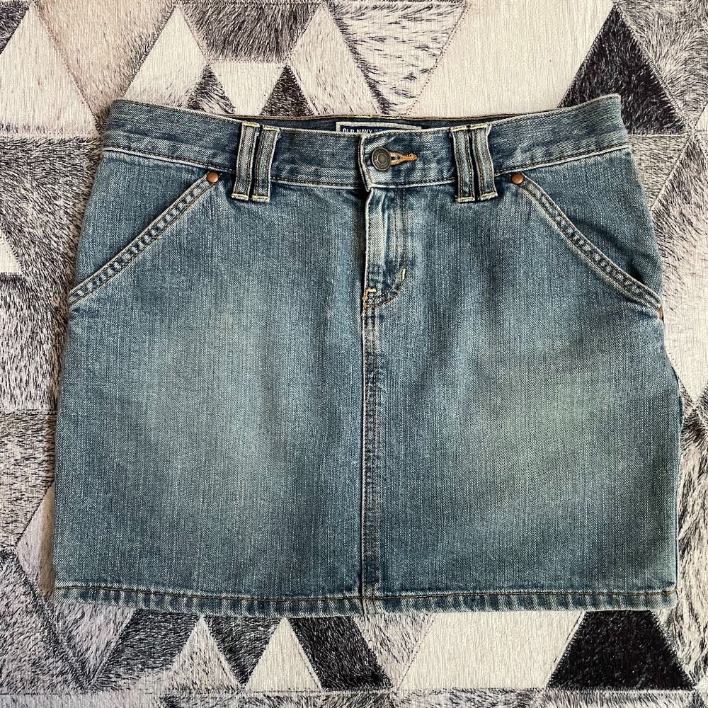 Old Navy Low-waist Mini Skirt Size 2